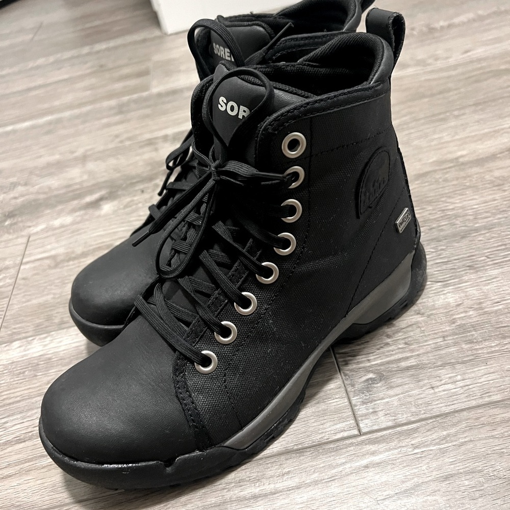Sorel Men's SorelTM Paxson 64 Outdry® MINT CONDITION SIZE 8.5 - Picture 1 of 8